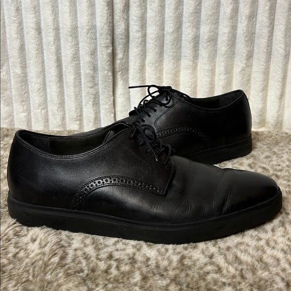 Johnston & Murphy, black leather, tru foam hybrid, casual dress shoes size 11 main image 8